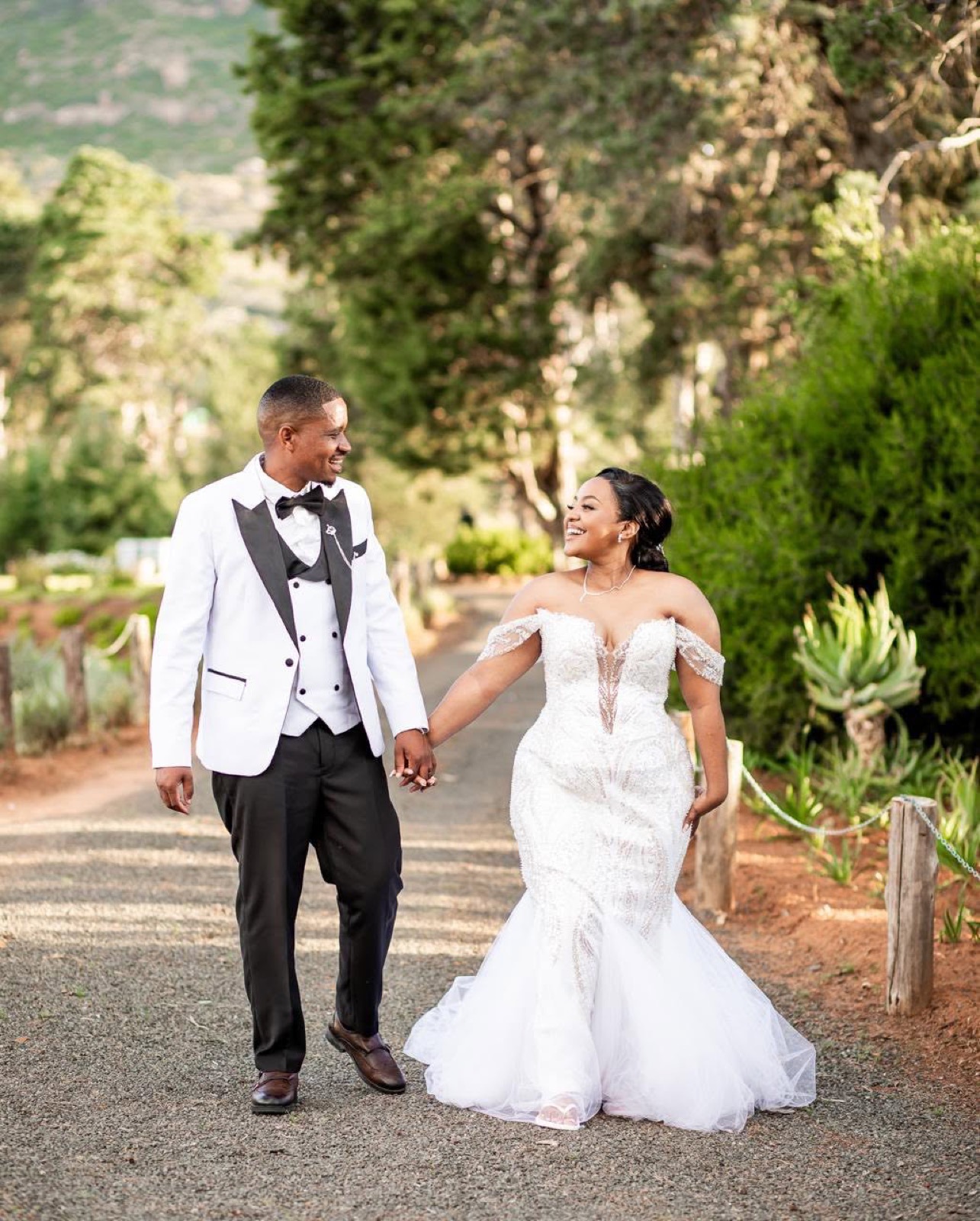 A wedding in the gardens